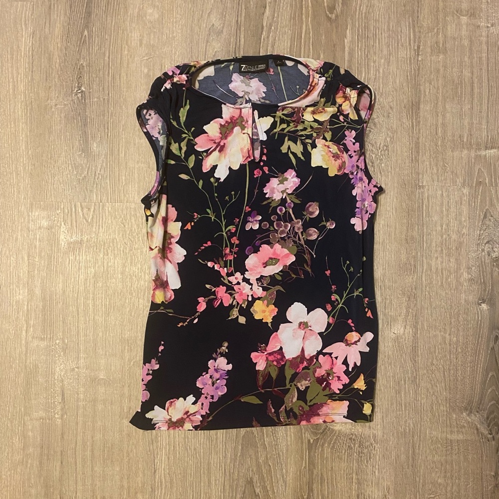 Floral New York & Company shirt